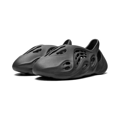 Yeezy Foam Runner Onyx